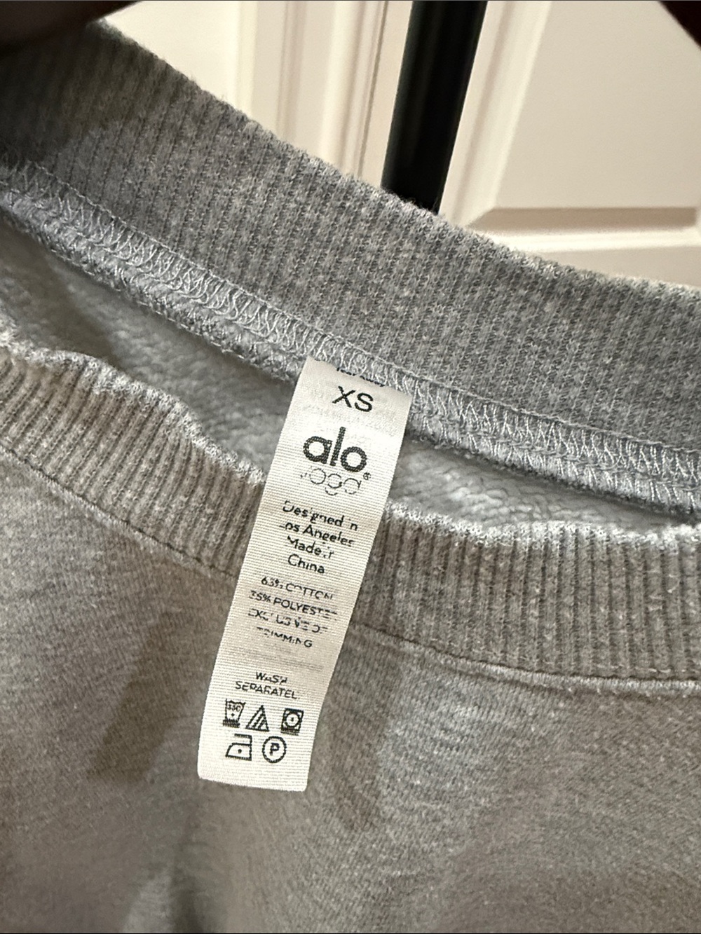 ALO Yoga Heather Gray Cropped Crewneck Sweatshirt - Picture 2 of 4